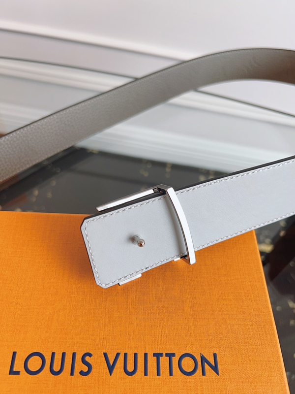 ルイヴィトンベルト着用イメージ